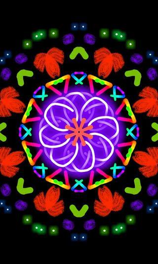 宝宝爱画画魔法万花筒